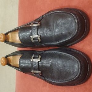 Ferragamo 9.5 wide Black Loafers